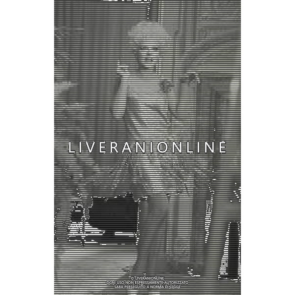 RETROSPETTIVA VIRNA LISI ATTRICE NELLA FOTO VIRNA LISI NELL\'ANNO 1967 A ROMA SUL SET DEL FILM"ARABELLA" AG ALDO LIVERANI SAS