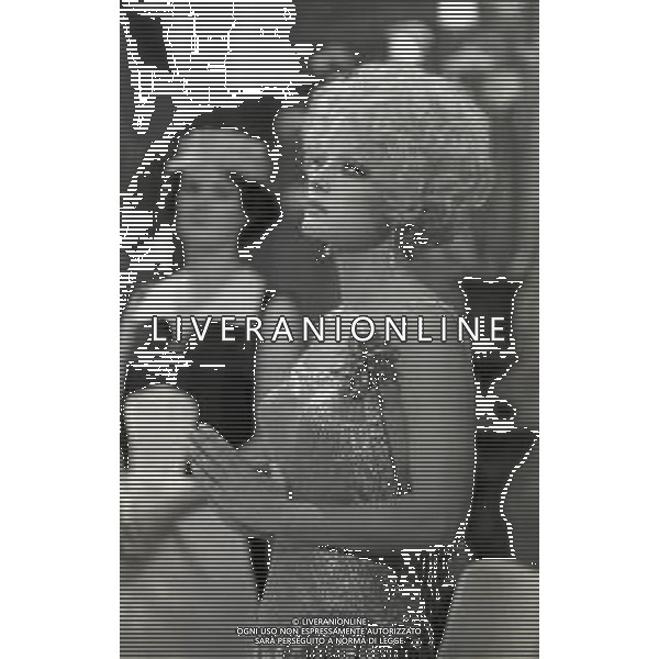 RETROSPETTIVA VIRNA LISI ATTRICE NELLA FOTO VIRNA LISI NELL\'ANNO 1967 A ROMA SUL SET DEL FILM"ARABELLA" AG ALDO LIVERANI SAS