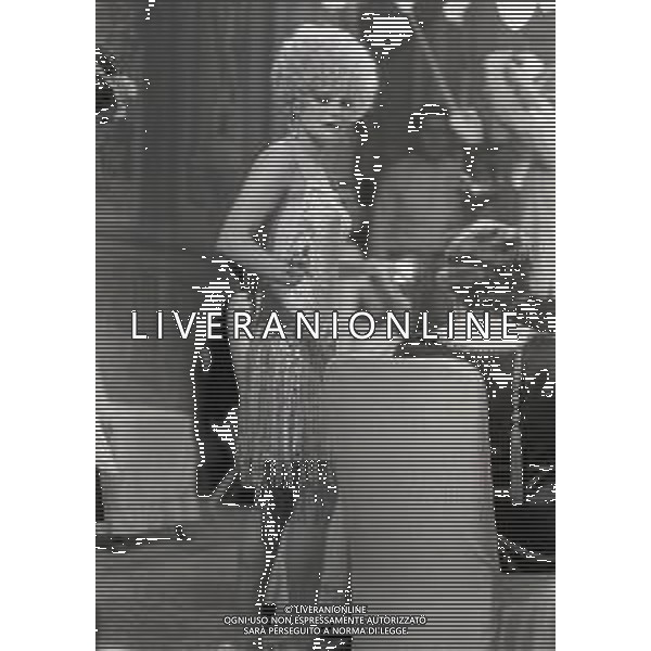 RETROSPETTIVA VIRNA LISI ATTRICE NELLA FOTO VIRNA LISI NELL\'ANNO 1967 A ROMA SUL SET DEL FILM"ARABELLA" AG ALDO LIVERANI SAS