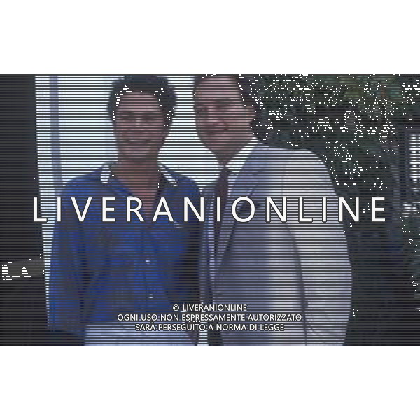 RETROSPETTIVA JIM BELUSHI ATTORE NELLA FOTO JIM BELUSHI A VENEZIA NELL\'ANNO 1986 CON EDUARD ZWICK E ROB LOWE AG ALDO LIVERANI SAS