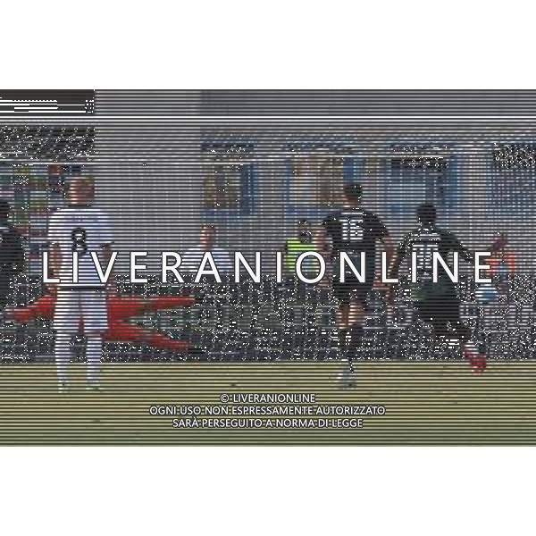 13-08-2021 LIGNANO SABBIADORO PRELIMINARI DI COPPA ITALIA PORDENONE -SPEZIA NELLA FOTO RIGORE FOLORUNSHO FOTO PAOLA GARBUIO-AG ALDO LIVERANI SAS