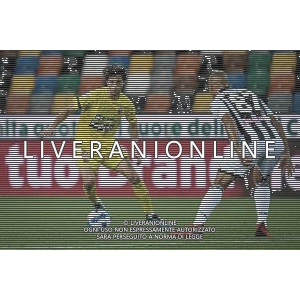 GriffoniE/LMedia - Trentaduesimi - Udinese vs Ascoli - Coppa Italia 2021/2022 13 agosto 2021 - Dacia Arena, Udine, Italia Nella foto: Diego Fabbrini (Ascoli) (S) ostacolato da Sebastien De Maio (Udinese) (D) @GriffoniE/LMedia/AGENZIA ALDO LIVERANI SAS
