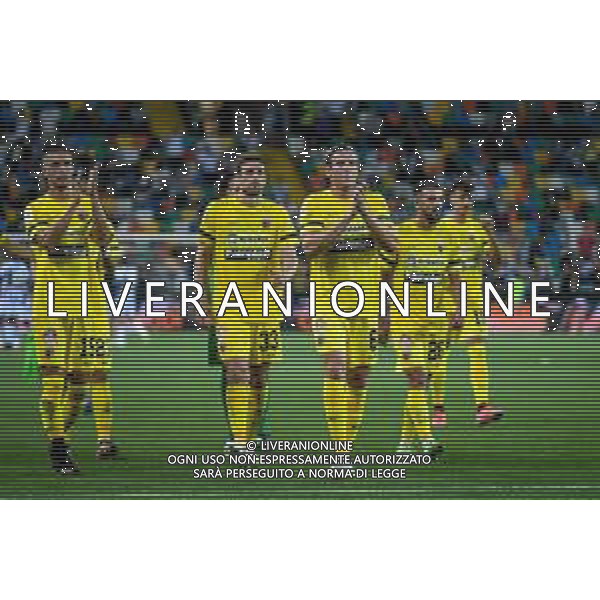 GriffoniE/LMedia - Trentaduesimi - Udinese vs Ascoli - Coppa Italia 2021/2022 13 agosto 2021 - Dacia Arena, Udine, Italia Nella foto: I giocatori dell\'Ascoli Calcio salutano i tifosi presenti @GriffoniE/LMedia/AGENZIA ALDO LIVERANI SAS