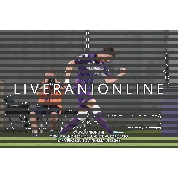 GuglielmiL/LMedia - Trentaduesimi - ACF Fiorentina vs Cosenza Calcio - Coppa Italia 2021/2022 13 agosto 2021 - Stadio Artemio Franchi, Firenze, Italia Nella foto: Dusan Vlahovic (Fiorentina) festeggia dopo il gol @GuglielmiL/LMedia AG ALDO LIVERANI SAS