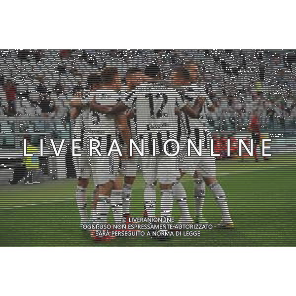 Torino 14.08.2021 Allianz Stadium Juventus vs Atalanta Amichevole pre campionato ©Manuela Viganti/Agenzia Aldo Liverani Nella foto: esultanza juventus dopo il gol di paulo dybala ©VIGANTI/AGENZIA ALDO LIVERANI SAS