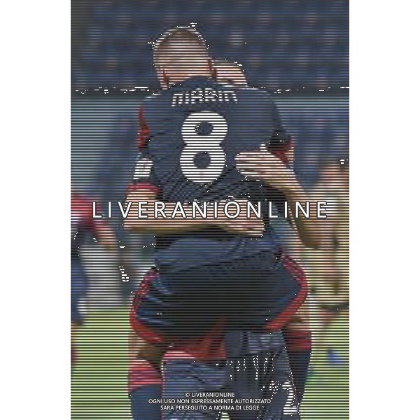 14-8-2021. Cagliari Calcio - Pisa Sporting Club. Sedicesimi Coppa Italia calcio. Italia, Sardegna, Cagliari, Stadio Unipol Domus. Salvatore Moi/Aldo Liverani s.a.s. Nella foto:gol ed esultanza di Diego Godin Cagliari conto Pisa in casa.