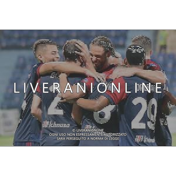 14-8-2021. Cagliari Calcio - Pisa Sporting Club. Sedicesimi Coppa Italia calcio. Italia, Sardegna, Cagliari, Stadio Unipol Domus. Salvatore Moi/Aldo Liverani s.a.s. Nella foto:gol ed esultanza di Diego Godin Cagliari conto Pisa in casa.