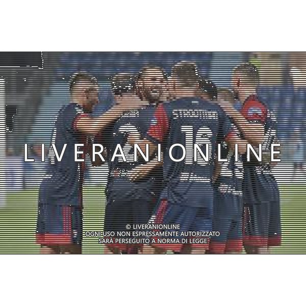 14-8-2021. Cagliari Calcio - Pisa Sporting Club. Sedicesimi Coppa Italia calcio. Italia, Sardegna, Cagliari, Stadio Unipol Domus. Salvatore Moi/Aldo Liverani s.a.s. Nella foto:gol ed esultanza di Diego Godin Cagliari conto Pisa in casa.