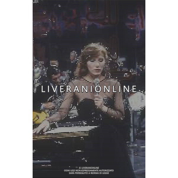 RETROSPETTIVA IVANA MONTI ATTRICE NELLA FOTO IVANA MONTI NELL\'ANNO 1982 A MILANO  AG ALDO LIVERANI SAS  