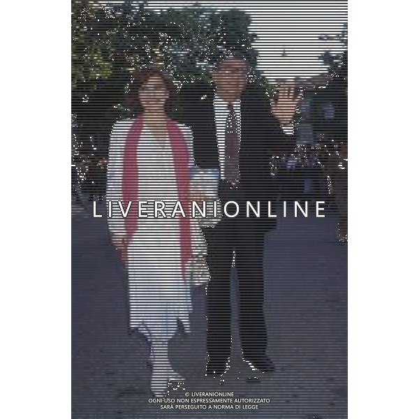 RETROSPETTIVA IVANA MONTI ATTRICE NELLA FOTO IVANA MONTI CON IL MARITO ANDREA BARBATO A MILANO NELL\'ANNO 1989  AG ALDO LIVERANI SAS 