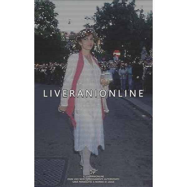 RETROSPETTIVA IVANA MONTI ATTRICE NELLA FOTO IVANA MONTI A MILANO NELL\'ANNO 1989  AG ALDO LIVERANI SAS  
