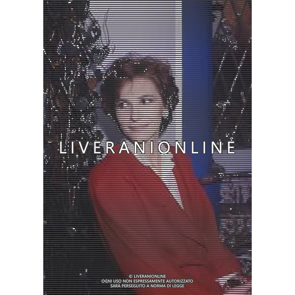 RETROSPETTIVA IVANA MONTI ATTRICE NELLA FOTO IVANA MONTI CON ANDREA GIORDANA A MILANO NELL\'ANNO 1989 TERRAZZA MARTINI AG ALDO LIVERANI SAS  