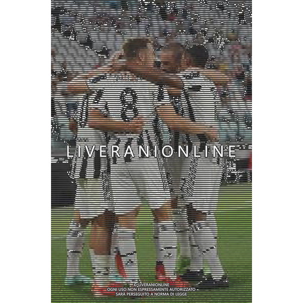 Torino 14.08.2021 Allianz Stadium Juventus vs Atalanta Amichevole pre campionato ©Manuela Viganti/Agenzia Aldo Liverani Nella foto: esultanza juventus dopo il gol di paulo dybala