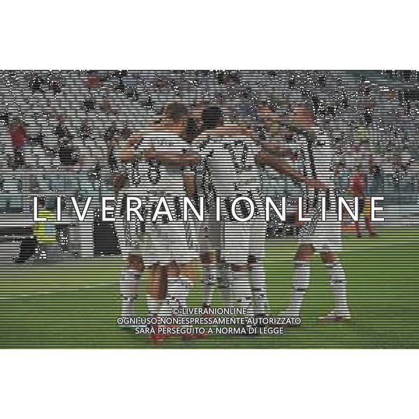 Torino 14.08.2021 Allianz Stadium Juventus vs Atalanta Amichevole pre campionato ©Manuela Viganti/Agenzia Aldo Liverani Nella foto: esultanza juventus dopo il gol di paulo dybala