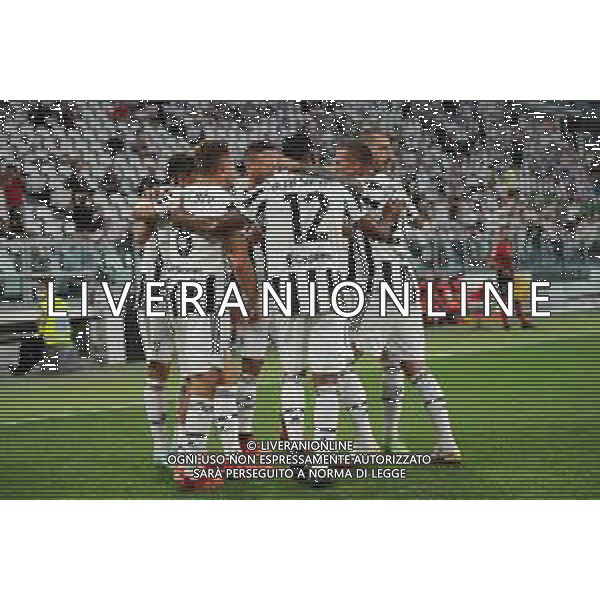 Torino 14.08.2021 Allianz Stadium Juventus vs Atalanta Amichevole pre campionato ©Manuela Viganti/Agenzia Aldo Liverani Nella foto: esultanza juventus dopo il gol di paulo dybala