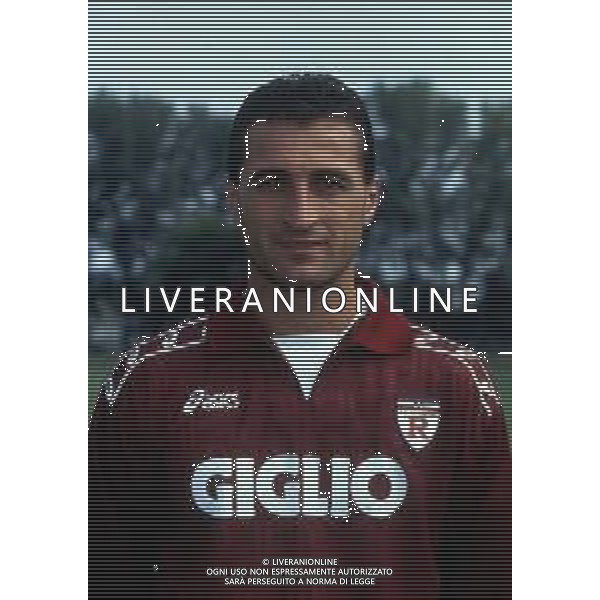 RETROSPETTIVA ROBERTO PACI CALCIATORE NELLA FOTO ROBERTO PACI CON LA MAGLIA DELLA REGGIANA CALCIO AG ALDO LIVERANI SAS
