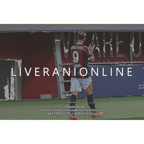 Bologna - Ternana Coppa Italia Tim Cup 16.08.2021 Nella foto : MARKO ARNAUTOVIC APPALUDE LA TRIBUNA DEI TIFOSI CHE LO INCITA ALL\'USCITA DAL CAMPO ©VILLANI /AGENZIA ALDO LIVERANI SAS