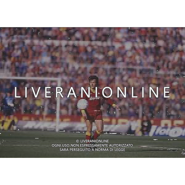 RETROSPETTIVA SERGIO DOMINI CALCIATORE NELLA FOTO SERGIO DOMINI CON LA MAGLIA DELLA ROMA AG ALDO LIVERANI SAS
