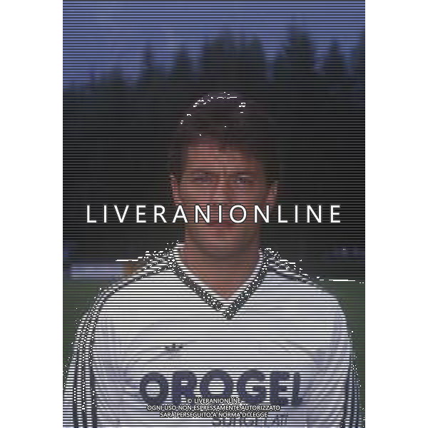 RETROSPETTIVA SERGIO DOMINI CALCIATORE NELLA FOTO SERGIO DOMINI CON LA MAGLIA DEL CESENA CALCIO AG ALDO LIVERANI SAS