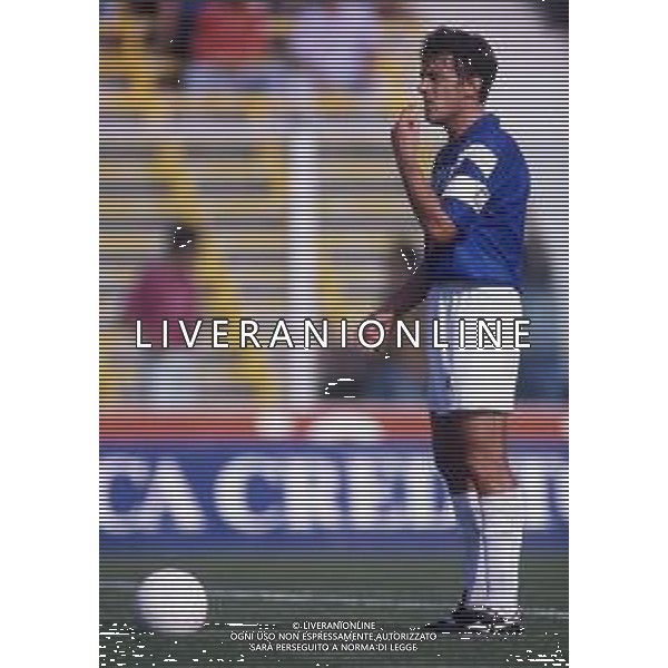 RETROSPETTIVA SERGIO DOMINI CALCIATORE NELLA FOTO SERGIO DOMINI CON LA MAGLIA DEL BRESCIA CALCIO AG ALDO LIVERANI SAS