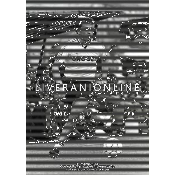 RETROSPETTIVA SERGIO DOMINI CALCIATORE NELLA FOTO SERGIO DOMINI CON LA MAGLIA DEL CESENA CALCIO AG ALDO LIVERANI SAS
