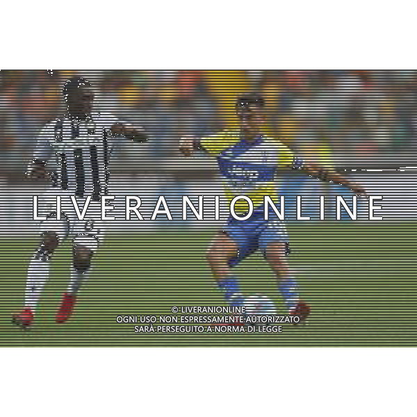 Udinese - Juventus Campionato di Calcio Serie A TIM 22/08/2021 nella foto: Jean-Victor Makengo (Udinese)Dybala Paulo (Juventus f.c.) ©Claudio Zamagni/Agenzia Aldo Liverani Jean-Victor Makengo (Udinese)Dybala Paulo (Juventus f.c.) during Italian Serie A soccer match between UDINESE and JUVENTUS at Dacia Arena Stadium on August 22 2021 photo credit by Claudio Zamagni/Aldo Liverani Photo Agency/ AGENZIA ALDO LIVERANI SAS