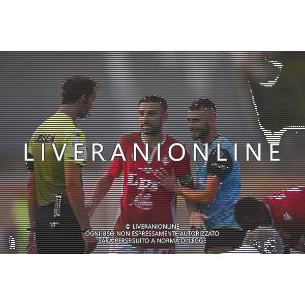 PIACENZA - REGGIANA PRIMO TURNO COPPA ITALIA SERIE C 22.08.2021 NELLA FOTO ALESSANDRO CESARINI CON L\'ARBITRO BITONTI © SANTANDREA / AGENZIA ALDO LIVERANI SAS