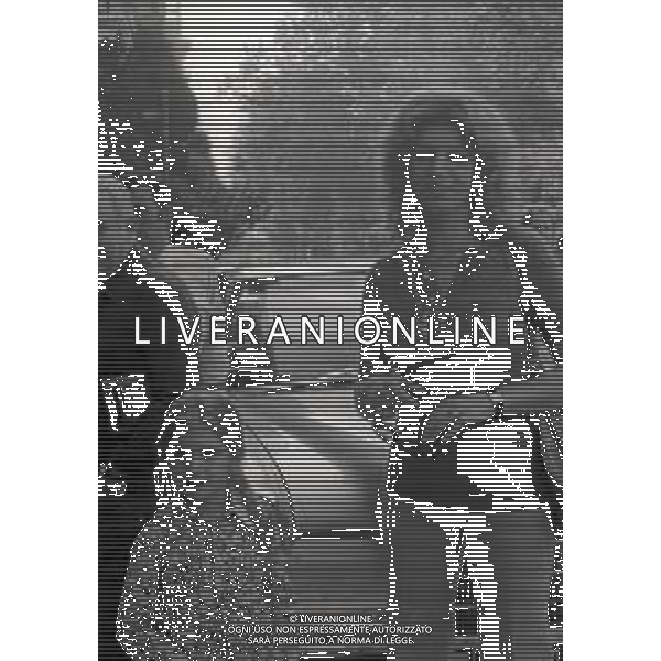RETROSPETTIVA IVA ZANICCHI CANTANTE NELLA FOTO IVA ZANICCHI A VENEZIA NELL\'ANNO 1973 AG ALDO LIVERANI SAS