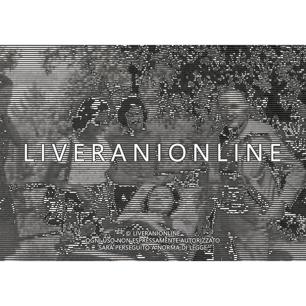 1975 GENOVA ROSANNA BENZI VIVE IN UN POLMONE DI ACCIAIO AG ALDO LIVERANI SAS