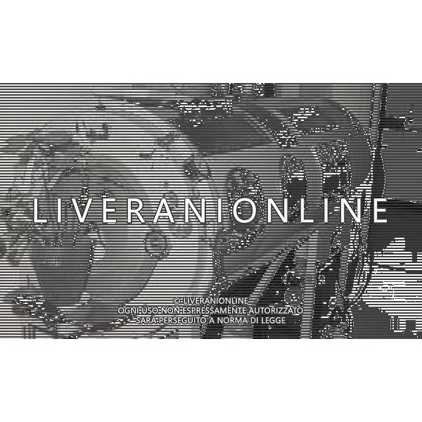 1975 GENOVA ROSANNA BENZI VIVE IN UN POLMONE DI ACCIAIO AG ALDO LIVERANI SAS