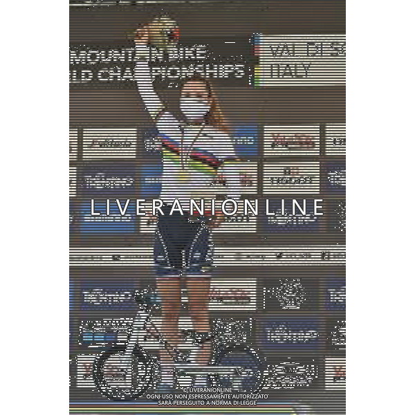 ¬© TVRG Line Burquier (Francia) 1a classificata specialita\' Cross Country - gara femminile juniores UCI MTB World Championships 2021 Campionati del Mondo di Mountain Bike 25-29 agosto 2021 Val di Sole Daolasa di Commezzadura (TN) Centro sportivo BikeLand 26 agosto 2021 foto Roberto Garavaglia/ag. Aldo Liverani sas/ AGENZIA ALDO LIVERANI SAS