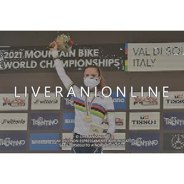 ¬© TVRG Line Burquier (Francia) 1a classificata specialita\' Cross Country - gara femminile juniores UCI MTB World Championships 2021 Campionati del Mondo di Mountain Bike 25-29 agosto 2021 Val di Sole Daolasa di Commezzadura (TN) Centro sportivo BikeLand 26 agosto 2021 foto Roberto Garavaglia/ag. Aldo Liverani sas/ AGENZIA ALDO LIVERANI SAS