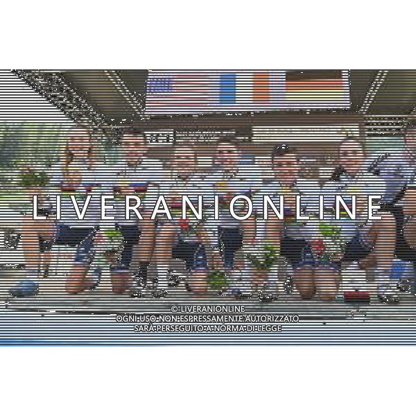 ¬© TVRG la Francia campione del mondo nel Cross Country Team Relay specialita\' Cross Country - gara Team Relay UCI MTB World Championships 2021 Campionati del Mondo di Mountain Bike 25-29 agosto 2021 Val di Sole Daolasa di Commezzadura (TN) Centro sportivo BikeLand 25 agosto 2021 foto Roberto Garavaglia/ag. Aldo Liverani sas/ AGENZIA ALDO LIVERANI SAS