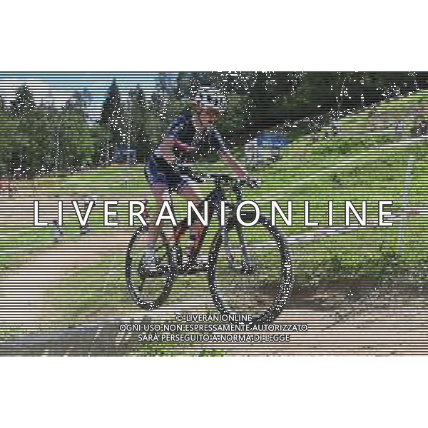 ¬© TVRG Tatiana Tournut (Francia) specialita\' Cross Country - gara Team Relay UCI MTB World Championships 2021 Campionati del Mondo di Mountain Bike 25-29 agosto 2021 Val di Sole Daolasa di Commezzadura (TN) Centro sportivo BikeLand 25 agosto 2021 foto Roberto Garavaglia/ag. Aldo Liverani sas/ AGENZIA ALDO LIVERANI SAS