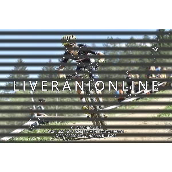 ¬© TVRG Alexandre Martins (Francia) specialita\' Cross Country - gara maschile juniores UCI MTB World Championships 2021 Campionati del Mondo di Mountain Bike 25-29 agosto 2021 Val di Sole Daolasa di Commezzadura (TN) Centro sportivo BikeLand 26 agosto 2021 foto Roberto Garavaglia/ag. Aldo Liverani sas/ AGENZIA ALDO LIVERANI SAS