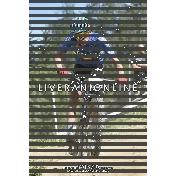 ¬© TVRG Hugo Andres Rodriguez Aguilar (Colombia) specialita\' Cross Country - gara maschile juniores UCI MTB World Championships 2021 Campionati del Mondo di Mountain Bike 25-29 agosto 2021 Val di Sole Daolasa di Commezzadura (TN) Centro sportivo BikeLand 26 agosto 2021 foto Roberto Garavaglia/ag. Aldo Liverani sas/ AGENZIA ALDO LIVERANI SAS