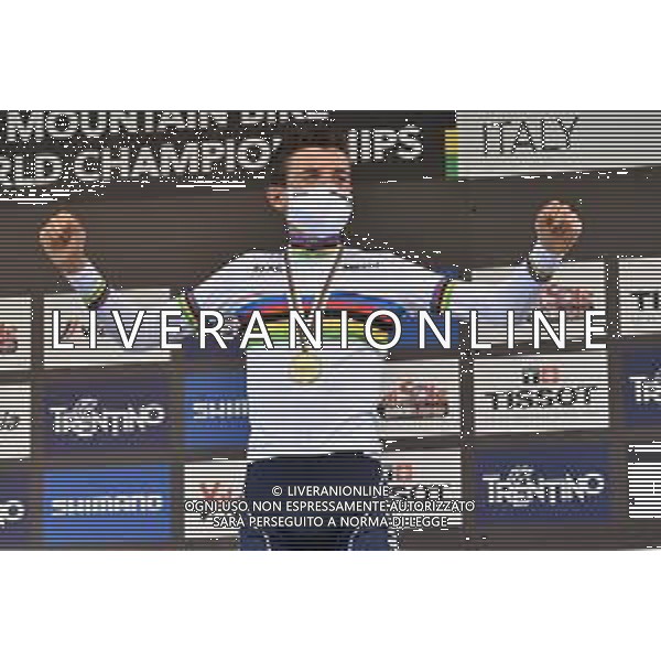 ¬© TVRG Adrien Boichis (Francia) 1o classificato specialita\' Cross Country - gara maschile juniores UCI MTB World Championships 2021 Campionati del Mondo di Mountain Bike 25-29 agosto 2021 Val di Sole Daolasa di Commezzadura (TN) Centro sportivo BikeLand 26 agosto 2021 foto Roberto Garavaglia/ag. Aldo Liverani sas/ AGENZIA ALDO LIVERANI SAS
