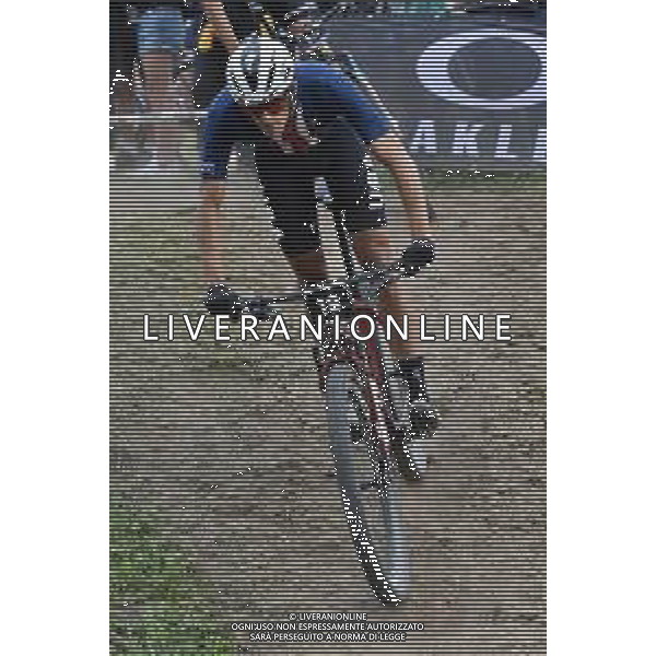 © TVRG Christopher Blevins (Stati Uniti) specialita\' Cross Country Short Track - gara maschile elite UCI MTB World Championships 2021 Campionati del Mondo di Mountain Bike 25-29 agosto 2021 Val di Sole Daolasa di Commezzadura (TN) Centro sportivo BikeLand 26 agosto 2021 foto Roberto Garavaglia/ag. Aldo Liverani sas/ AGENZIA ALDO LIVERANI SAS