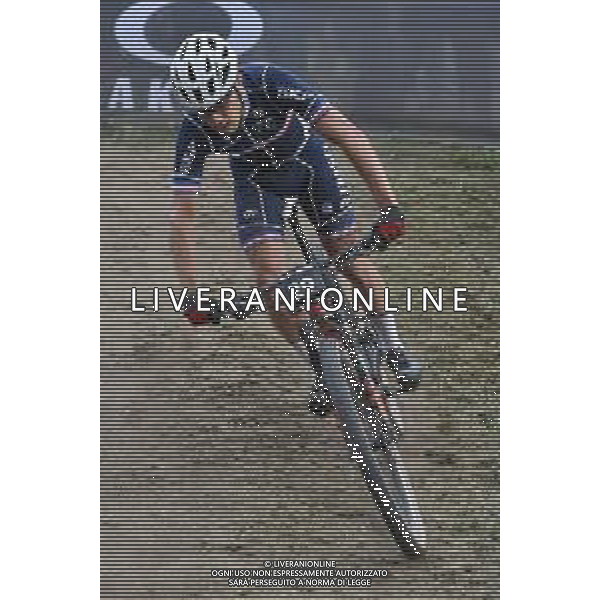 © TVRG Joshua Dubau (Francia) specialita\' Cross Country Short Track - gara maschile elite UCI MTB World Championships 2021 Campionati del Mondo di Mountain Bike 25-29 agosto 2021 Val di Sole Daolasa di Commezzadura (TN) Centro sportivo BikeLand 26 agosto 2021 foto Roberto Garavaglia/ag. Aldo Liverani sas/ AGENZIA ALDO LIVERANI SAS