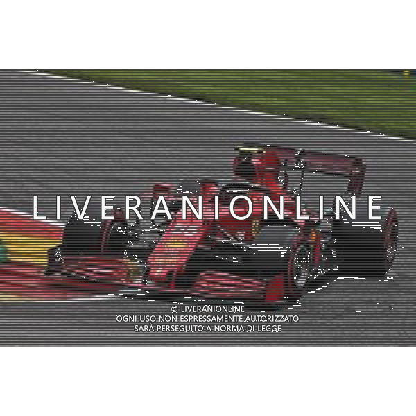 Carlos Sainz Jr (ESP) Ferrari SF-21. 27.08.2021. Formula 1 World Championship, Rd 12, Belgian Grand Prix, Spa Francorchamps, Belgium, Practice Day. - www.xpbimages.com, EMail: requests@xpbimages.com © Copyright: Batchelor / XPB Images/ AGENZIA ALDO LIVERANI SAS - ITALY ONLY EDITORIAL USE ONLY