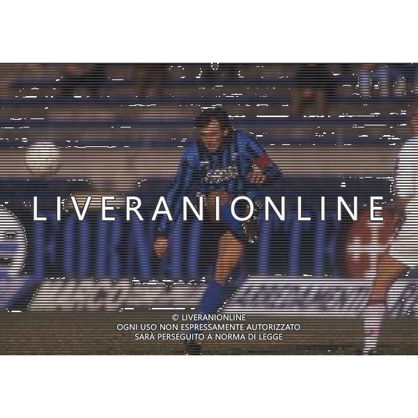 RETROSPETTIVA ROBERTO BOSCO CALCIATORE NELLA FOTO ROBERTO BOSCO CON LA MAGLIA DEL PISA CALCIO AG ALDO LIVERANI SAS