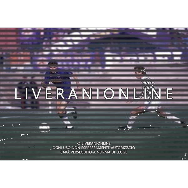 RETROSPETTIVA ROBERTO BOSCO CALCIATORE NELLA FOTO ROBERTO BOSCO CON LA MAGLIA DELLA FIORENTINA CALCIO AG ALDO LIVERANI SAS