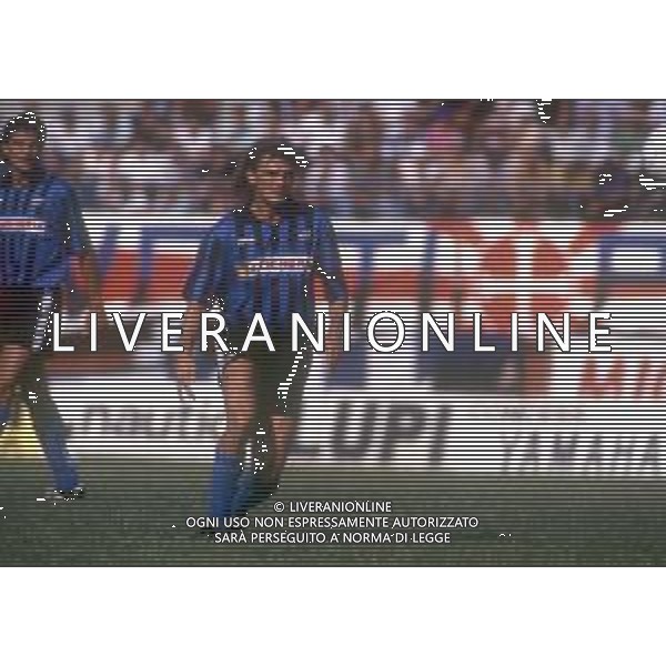 RETROSPETTIVA ROBERTO BOSCO CALCIATORE NELLA FOTO ROBERTO BOSCO CON LA MAGLIA DEL PISA CALCIO AG ALDO LIVERANI SAS