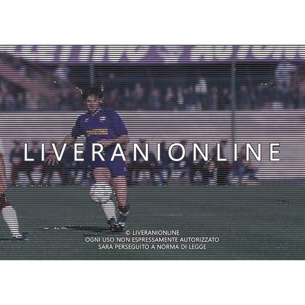 RETROSPETTIVA ROBERTO BOSCO CALCIATORE NELLA FOTO ROBERTO BOSCO CON LA MAGLIA DELLA FIORENTINA CALCIO AG ALDO LIVERANI SAS