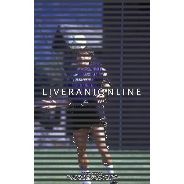 RETROSPETTIVA ROBERTO BOSCO CALCIATORE NELLA FOTO ROBERTO BOSCO CON LA MAGLIA DELLA FIORENTINA CALCIO AG ALDO LIVERANI SAS