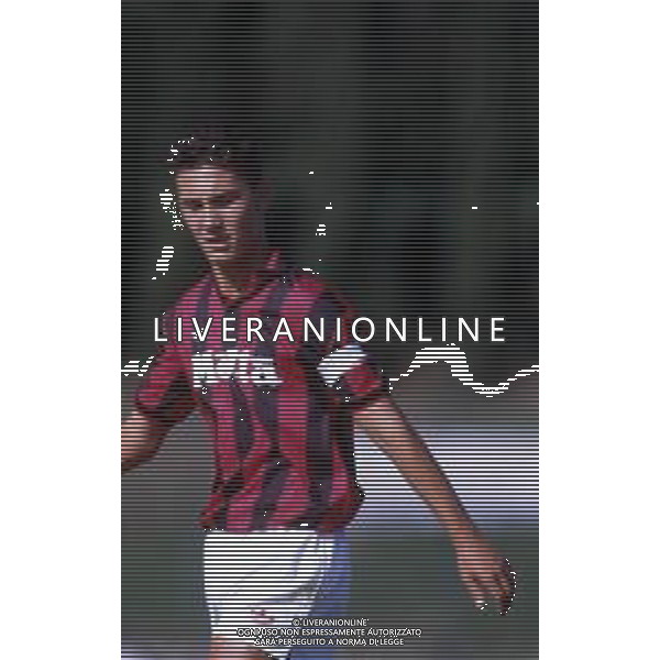 RETROSPETTIVA GIACOMO LORENZINI CALCIATORE NELLA FOTO GIACOMO LORENZINI CON LA MAGLIA DEL MILAN AG ALDO LIVERANI SAS