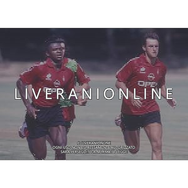 RETROSPETTIVA ROBERTO LORENZINI CALCIATORE NELLA FOTO ROBERTO CON MARCEL DESAILLY AG ALDO LIVERANI SAS