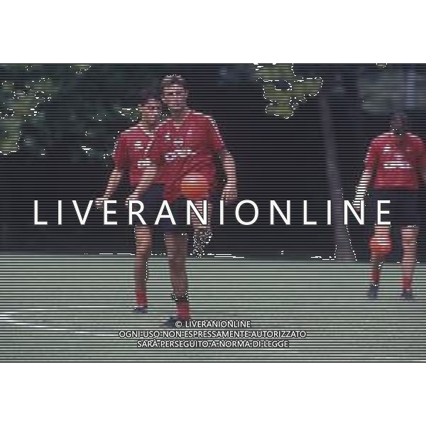 RETROSPETTIVA ROBERTO LORENZINI CALCIATORE NELLA FOTO ROBERTO LORENZINI AG ALDO LIVERANI SAS