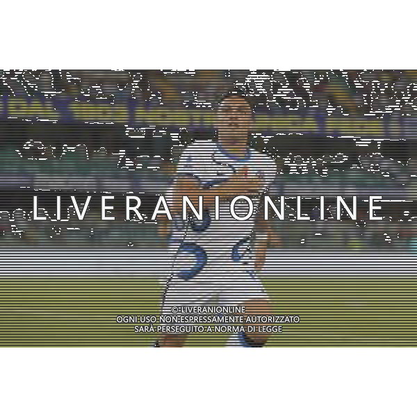 Hellas Verona - Inter Campionato di Calcio Serie A TIM 27/08/2021 nella foto: esultanza Martinez Lautaro (f.c.Internazionale)-dopo il goal ©Claudio Zamagni/Agenzia Aldo Liverani during Italian Serie A soccer match between HELLAS VERONA and ITER at Marc\'Antonio Bentegodi Stadium on August 27 2021 photo credit by Claudio Zamagni/Aldo Liverani Photo Agency/ AGENZIA ALDO LIVERANI SAS
