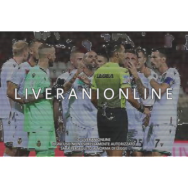 REGGINA - TERNANA CAMPIONATO CALCIO SERIE B 29.08.2021 NELLA FOTO PROTESTE GIOCATORI TERNANA CON L\'ARBITRO ANTONIO DI MARTINO ©GAREFFA / AGENZIA ALDO LIVERANI SAS